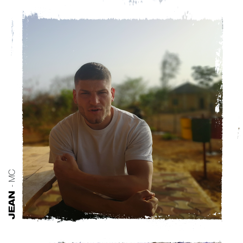 Jean-PORTRAIT-petit–2